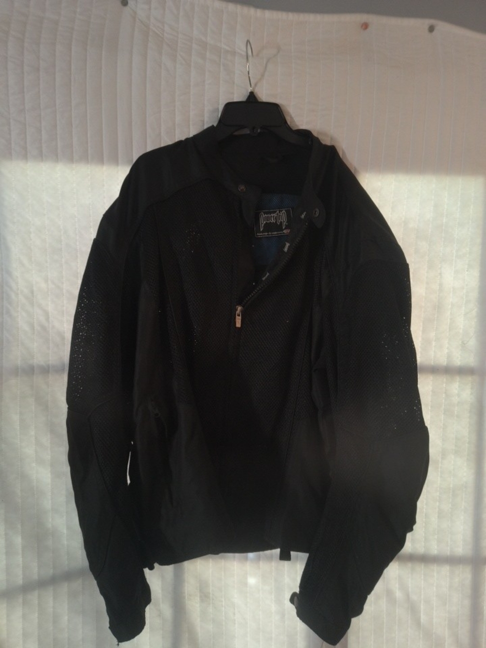 Power Trip Black Men’s Mesh Panel Jacket - - Picture 6 of 6